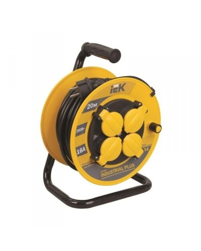 УК30 4 места 30м (WKP15-16-04-30-44). Удлинитель на катушке Industrial plus. IEK в Тамбове