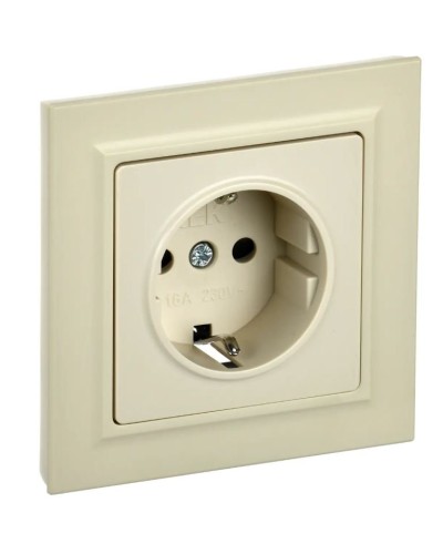 Розетка с з/к РСР14-1-0-БрКр бежевый BRITE (BR-R14-16-K10-F). Розетка с заземлением с защитными шторками в сборе. IEK в Тамбове